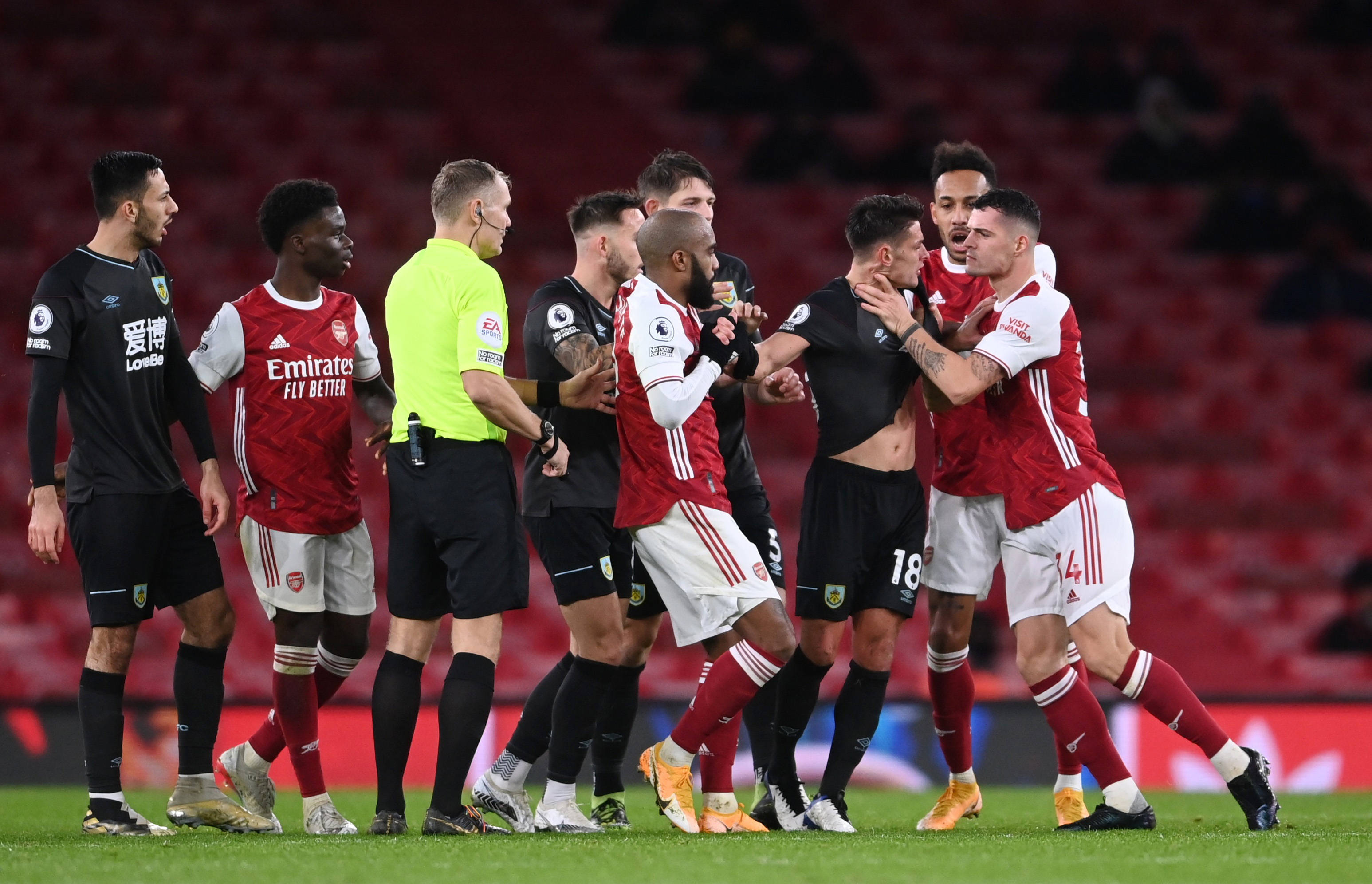 具备领导能 具备领导能